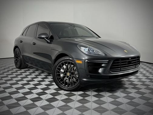 2020 Porsche Macan Turbo