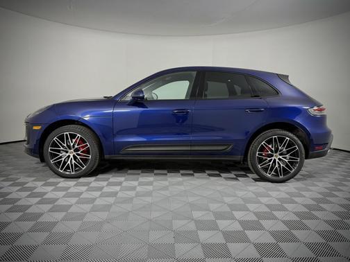 2022 Porsche Macan S