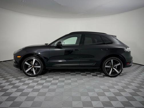 Jet Black Metallic 2026 Porsche Macan Macan