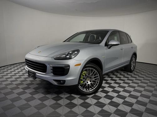 2016 Porsche Cayenne Cayenne S E-Hybrid
