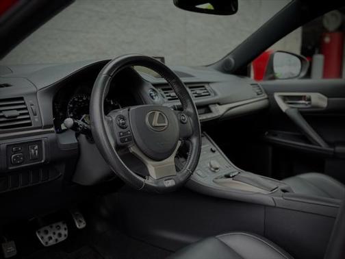 2016 Lexus CT 200h Base