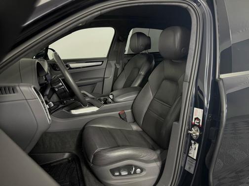 2020 Porsche Cayenne Turbo