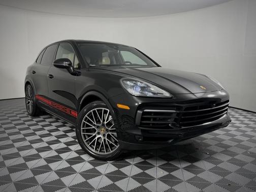 2023 Porsche Cayenne S