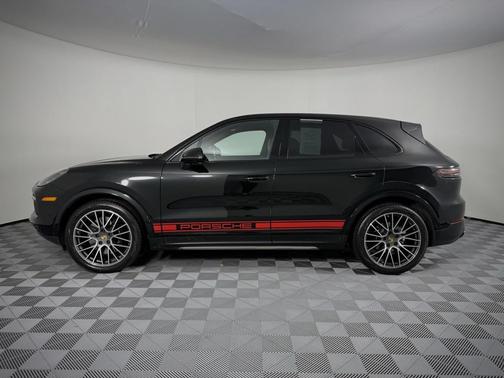 2023 Porsche Cayenne S