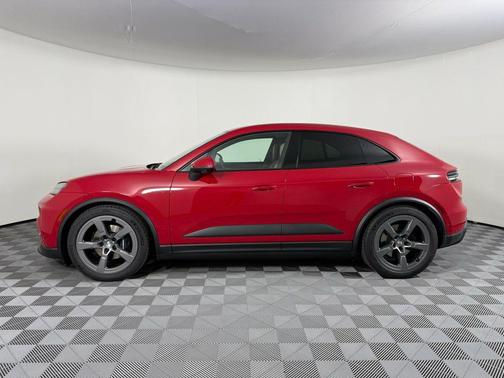 Carmine Red 2026 Porsche Macan Macan Electric 4