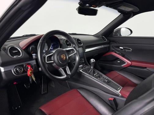 Agate Grey Metallic 2017 Porsche 718 Boxster S