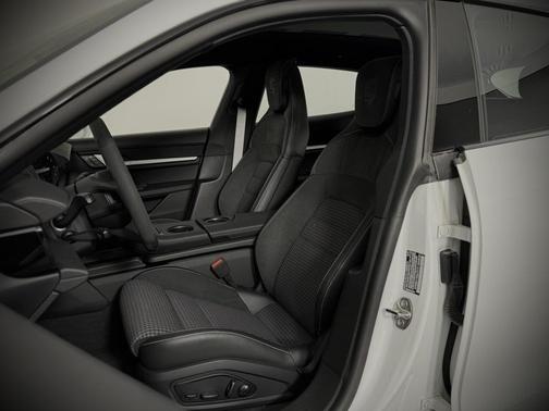 2025 Porsche Taycan 4S