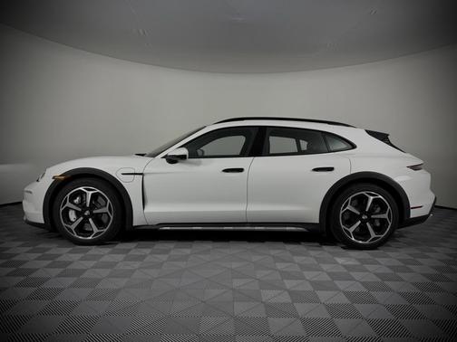 2025 Porsche Taycan 4S