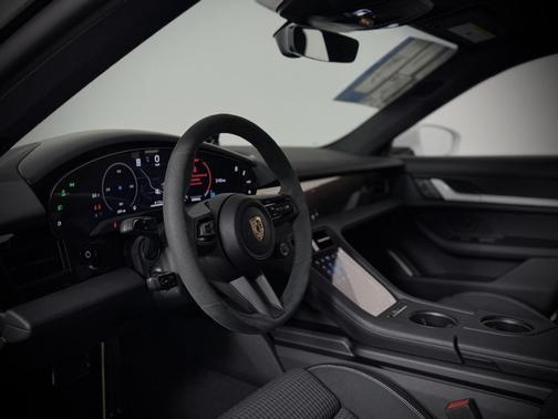 2025 Porsche Taycan 4S