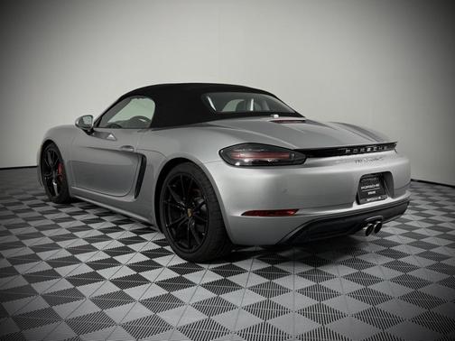 2024 Porsche 718 Boxster S
