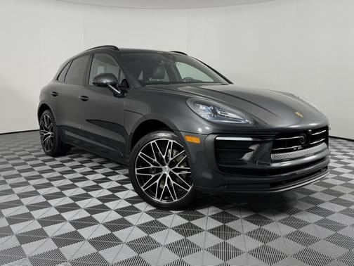 2025 Porsche Macan 