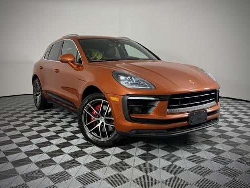2022 Porsche Macan S