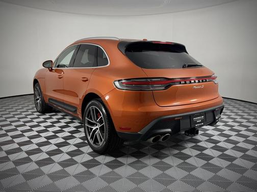 2022 Porsche Macan S