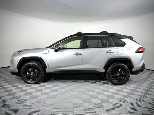 2021 Toyota RAV4 Hybrid SE