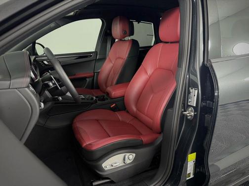 Volcano Grey Metallic 2026 Porsche Macan Macan T