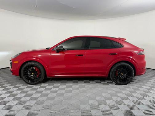 Carmine Red 2021 Porsche Cayenne GTS