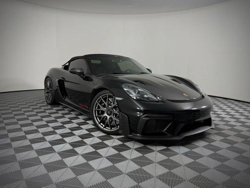 2024 Porsche 718 Spyder RS