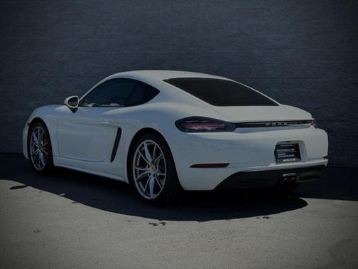 2018 Porsche 718 Cayman S