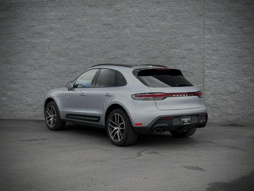 2024 Porsche Macan 
