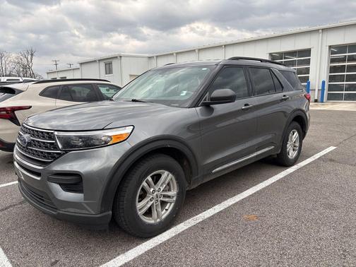 Carbonized Gray Metallic 2023 Ford Explorer XLT