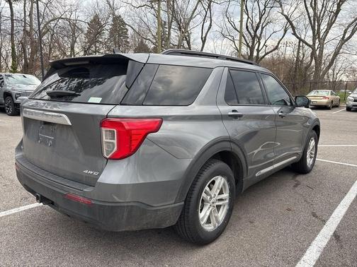 Carbonized Gray Metallic 2023 Ford Explorer XLT