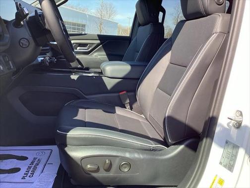 2025 Chevrolet Silverado EV LT