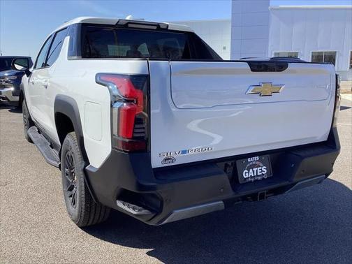 2025 Chevrolet Silverado EV LT