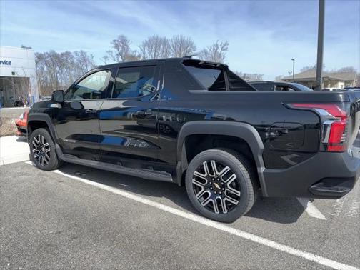 2025 Chevrolet Silverado EV LT