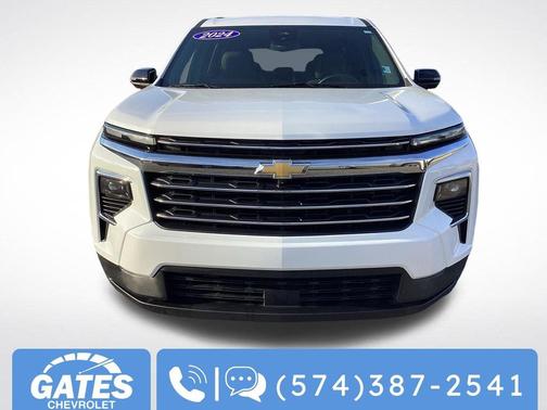 Summit White 2024 Chevrolet Traverse LT