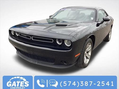 2022 Dodge Challenger SXT