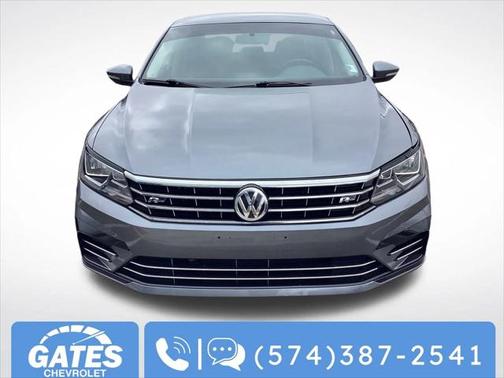 2017 Volkswagen Passat 1.8T R-Line w/Comfort