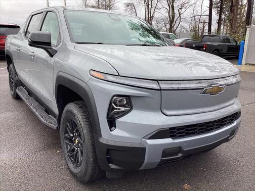2025 Chevrolet Silverado EV LT