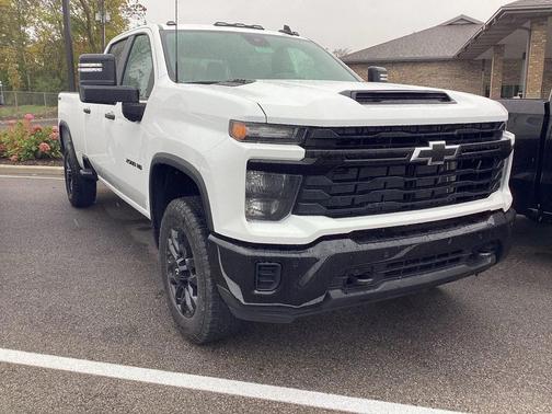 2026 Chevrolet Silverado 2500 Custom