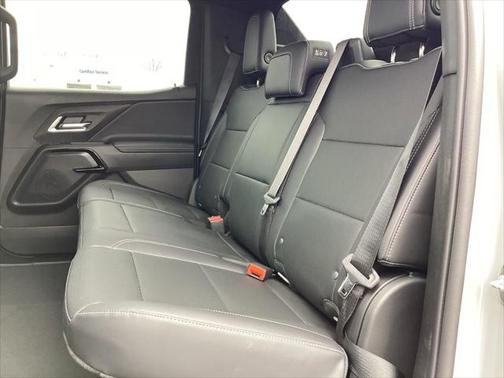 2025 Chevrolet Silverado EV LT