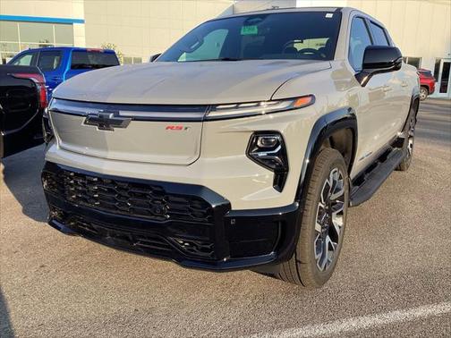 2025 Chevrolet Silverado EV RST