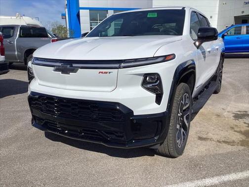 2025 Chevrolet Silverado EV RST