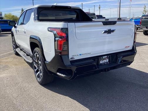2025 Chevrolet Silverado EV RST