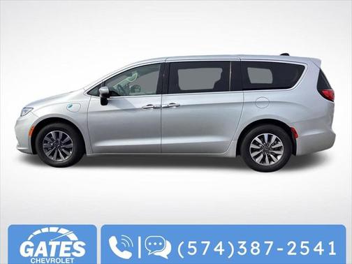 2023 Chrysler Pacifica Hybrid Touring L
