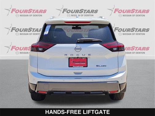 2025 Nissan Rogue SL