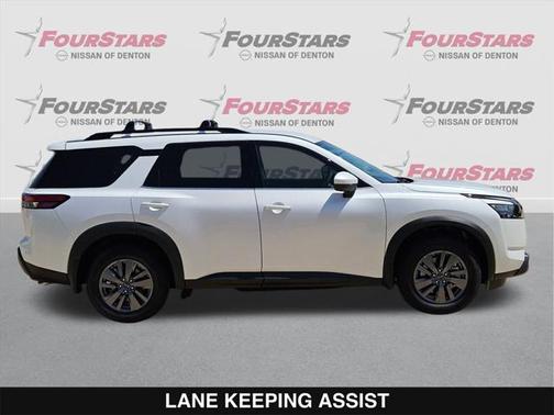 2025 Nissan Pathfinder SV 4WD