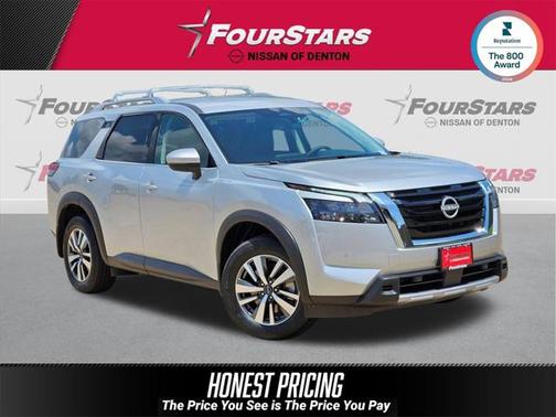 2025 Nissan Pathfinder SL FWD