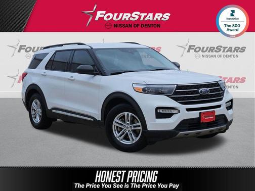 Oxford White 2021 Ford Explorer XLT