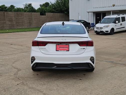 2022 Kia Forte GT-Line