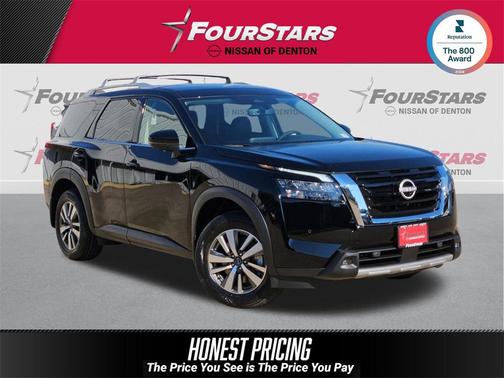 2025 Nissan Pathfinder SL FWD