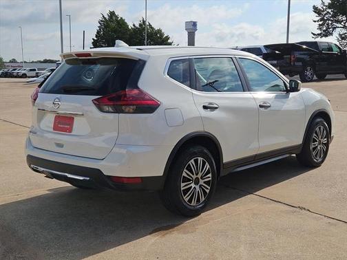 2020 Nissan Rogue S