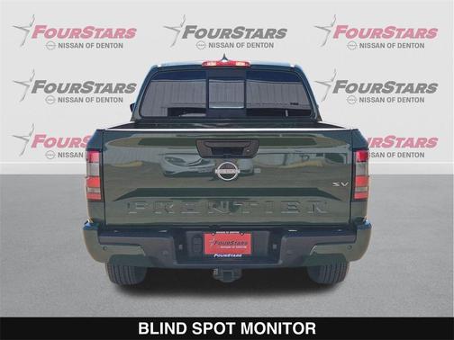 2022 Nissan Frontier SV