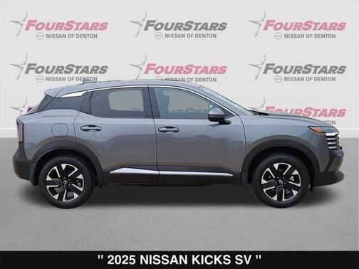 2025 Nissan Kicks SV