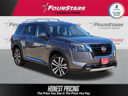2025 Nissan Pathfinder Platinum 4WD