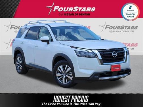2025 Nissan Pathfinder SL 4WD