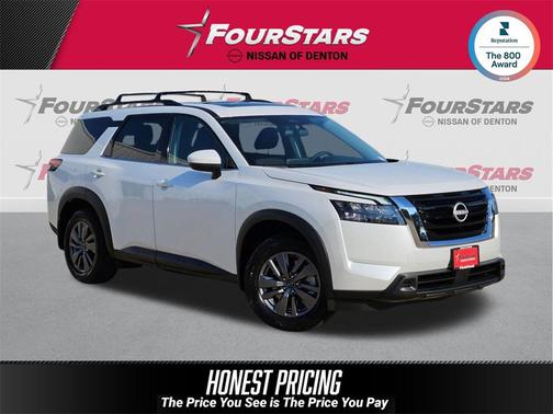 2025 Nissan Pathfinder SV FWD